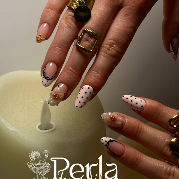 Ongle 6